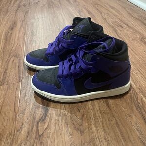 Jordan Women's Sneakers in Black and Purple